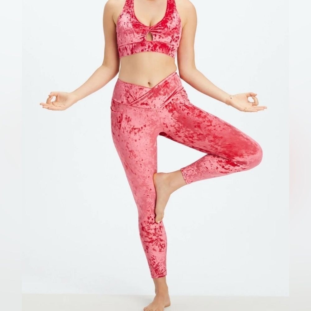 Fabletics Womens 3pc Crushed Velour Set Strawberry Red‎ Hoodie Bra Leggings XXL